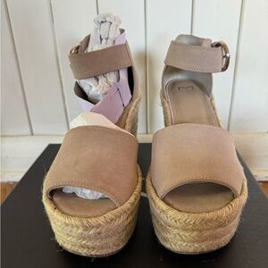 Marc Fisher Alita sandal